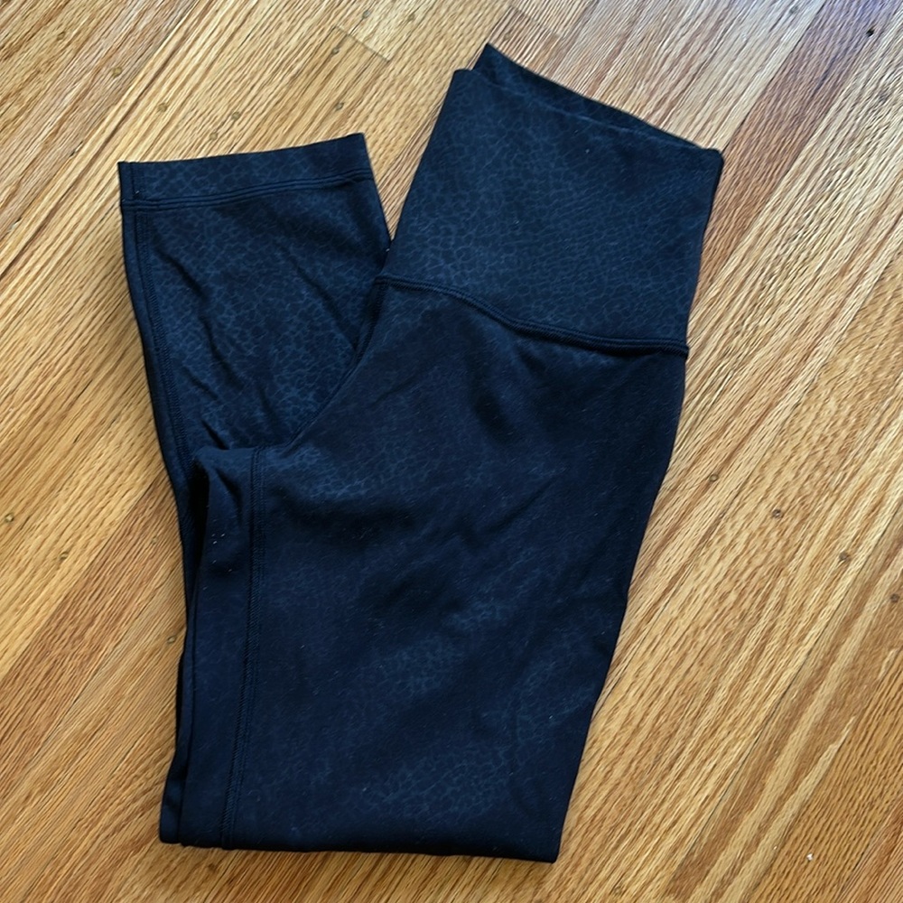 Lululemon Align 4 (inseam23)